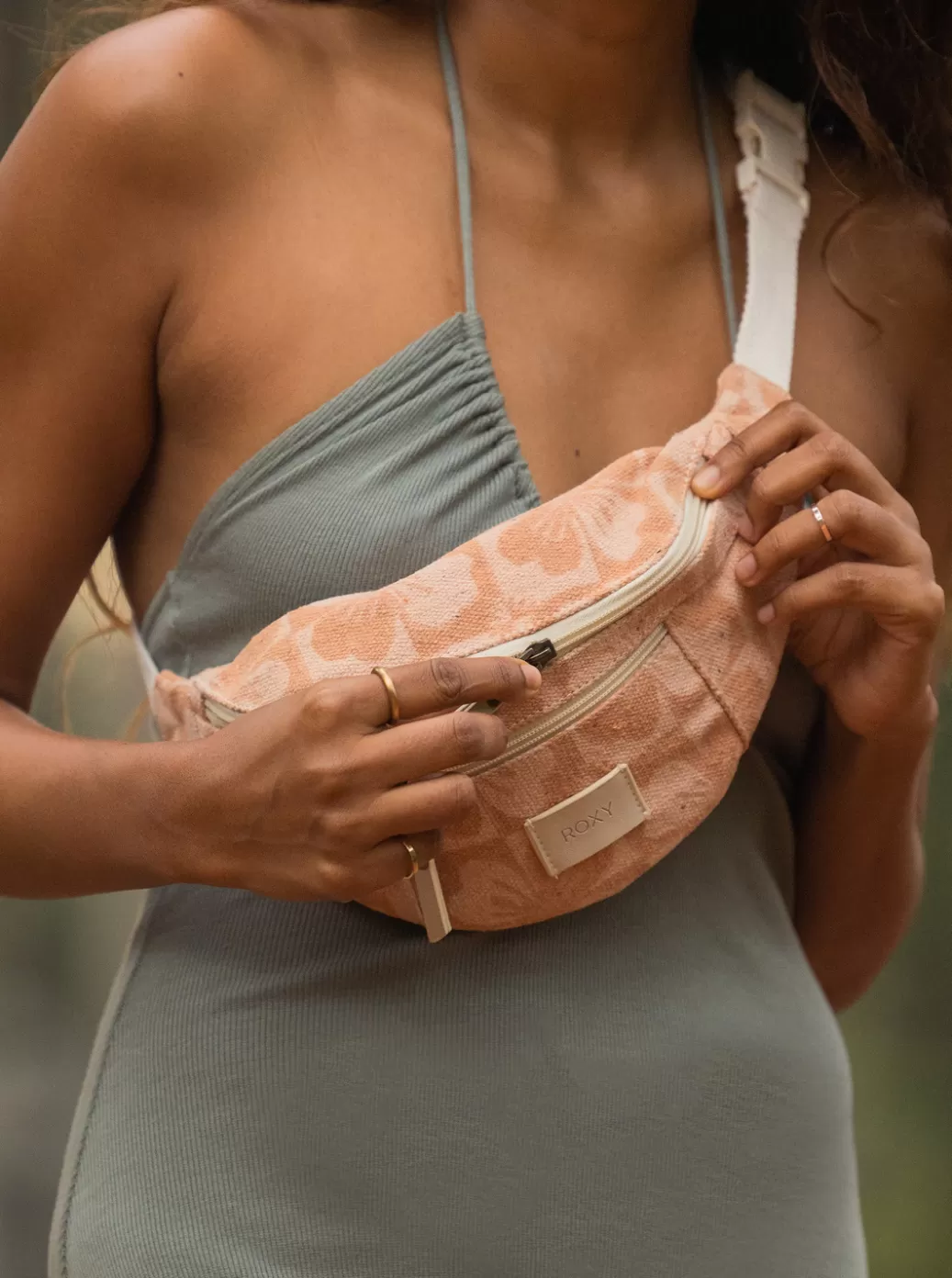 Handbags | WOMEN ROXY Cute Palm Fanny Pack Pale Dogwood Sun Clik